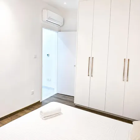 公寓 Modern 2br With Private Parking In