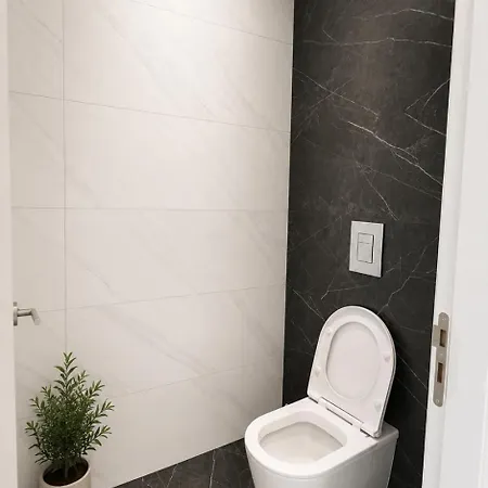 公寓 Modern 2br With Private Parking In *